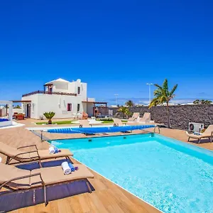 Rubí , Playa Blanca (Lanzarote) España